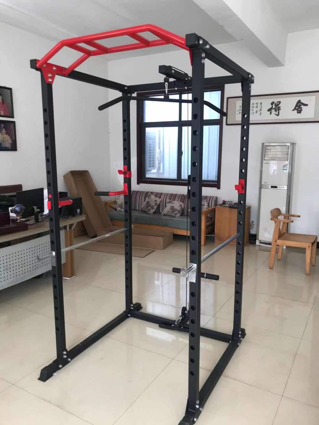 Equipo de Fitness Moderno para - Home Gym With Leg Press reseña y precio